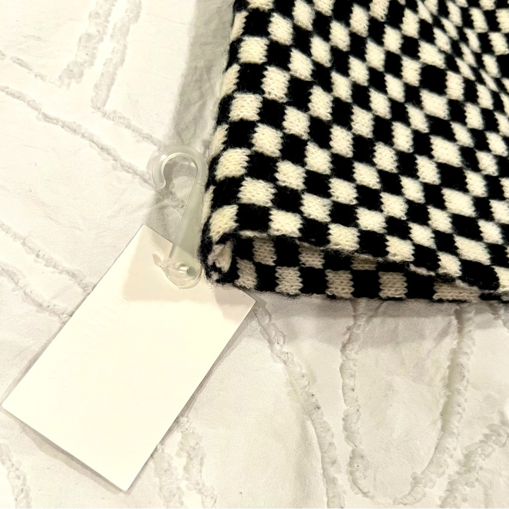 Checkered Bucket Hat - Picture 3 of 4